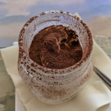 piatti castelluccio osteria del vettore tiramisu con ricotta